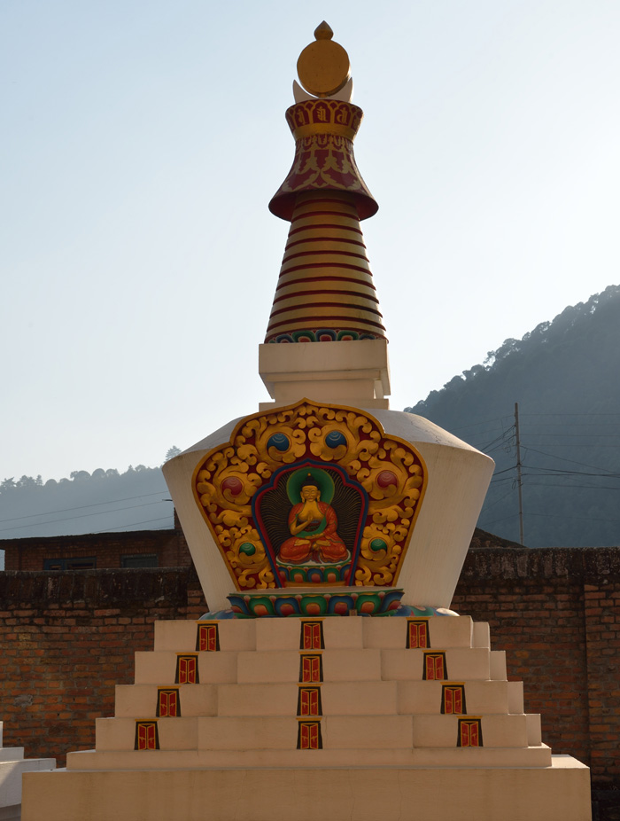 八大舍利塔与转经轮