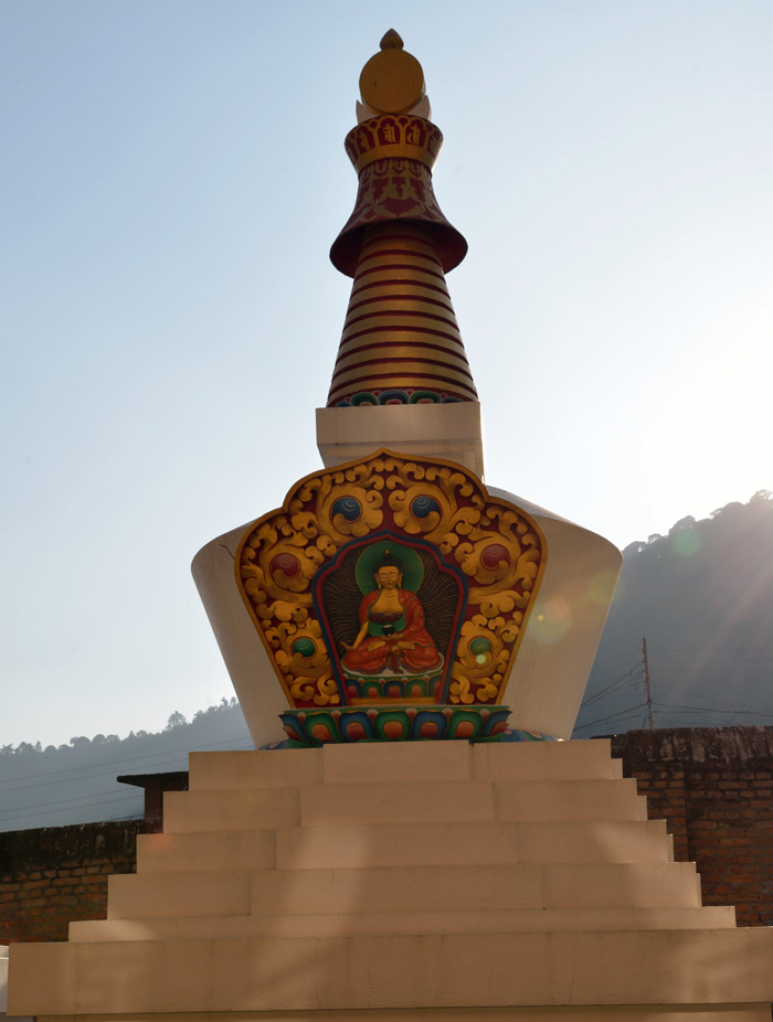 八大舍利塔与转经轮